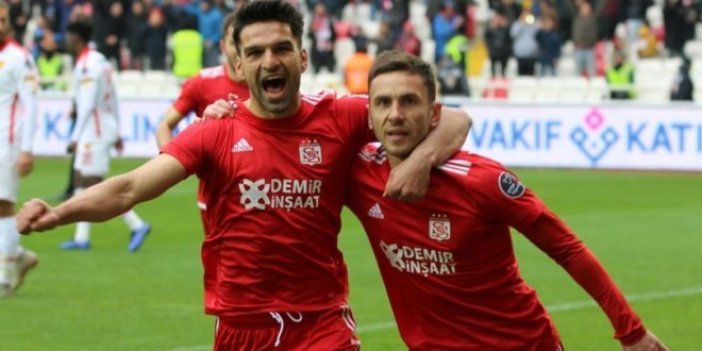 Sivasspor seriye bağladı 2-0