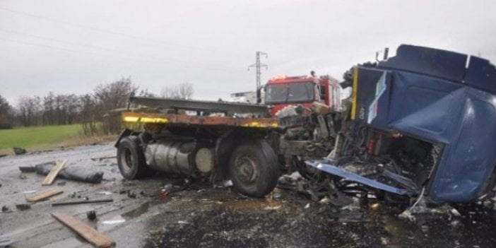 Tekirdağ'da iki tır çarpıştı: 1 yaralı