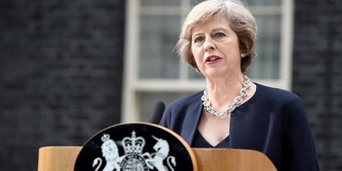 Theresa May'den kritik açıklama!