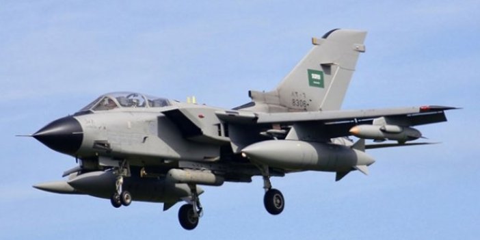 Suudi Arabistan jetleri Yemen'i bombalıyor