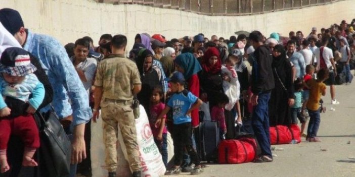 Bayram ziyaretine giden 32 bin Suriyeli döndü