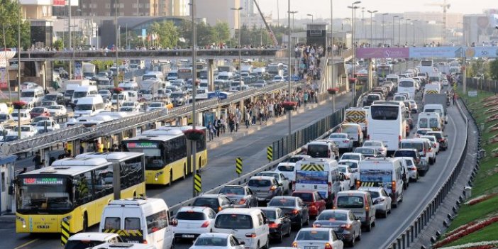 Trafiğe çıkan araç sayısı yüzde 39 azaldı