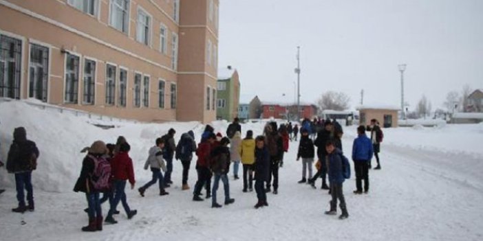 Niğde’de yarın okullar tatil edildi