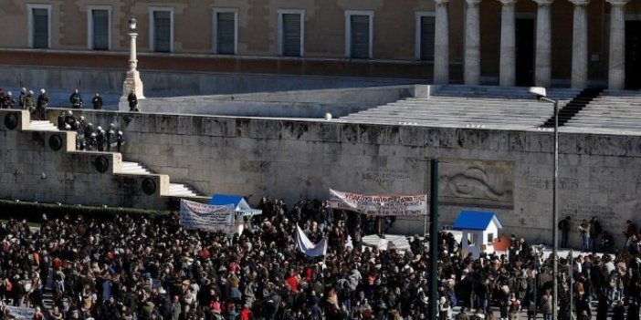 Yunanistan'da olaylı "Makedonya" gösterisi