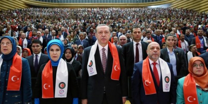 Hak-İş sendikası AKP’li aday için destek toplantısı düzenledi