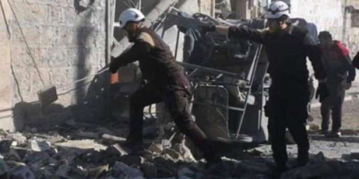İdlib'de çifte bombalı saldırı: 15 ölü