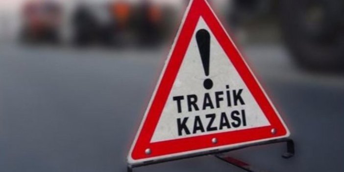 Minibüs devrildi: 4 ölü, 26 yaralı