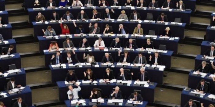 Avrupa Parlamentosu Türkiye önerisini onayladı