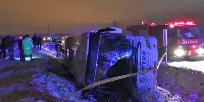 Otobüs devrildi: Ölü ve yaralılar var