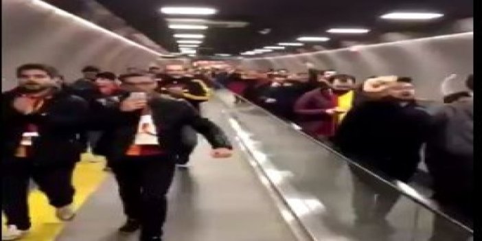 Galatasaraylılardan Ekrem İmamoğlu için tezahürat
