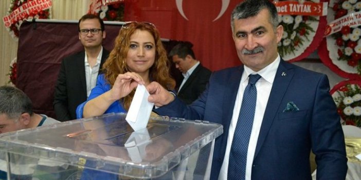 Kozan MHP'den Saadet Partisi'ne geçti