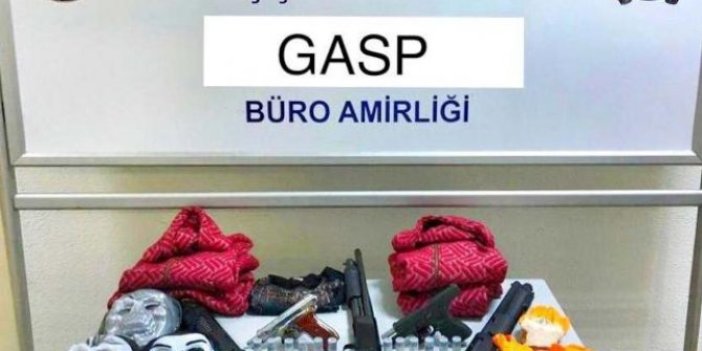 Akaryakıt istasyonunda maskeli ve pompalı tüfekli soygun