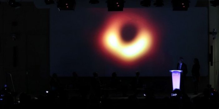 Fotoğraflanan ilk kara deliğin ismi belli oldu