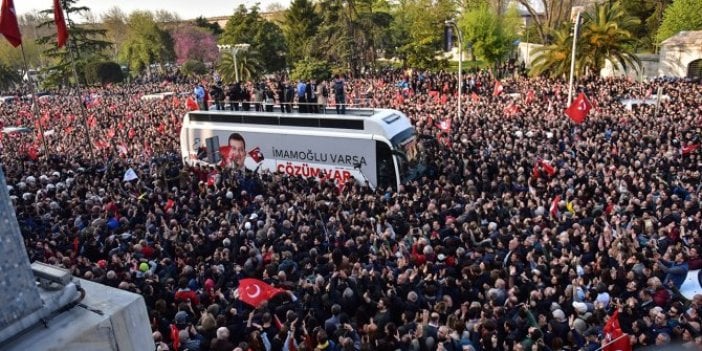 İmamoğlu'ndan Maltepe buluşmasında bayrak ricası