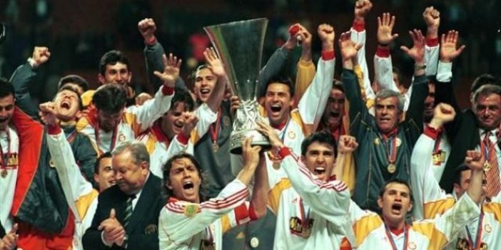 Galatasaray'ın UEFA Kupası'nı aldığı ilk 11'de kimler vardı?