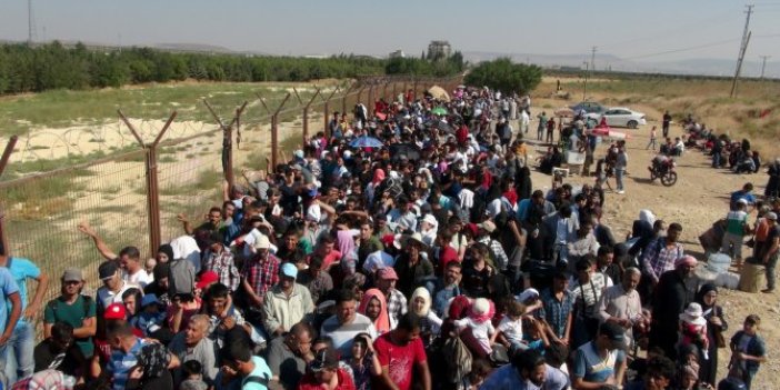 "Suriyeli sığınmacılar TSK'ya alınacak"