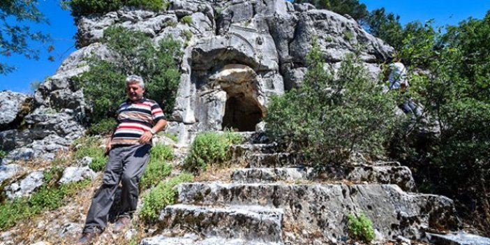 Alanya'daki Ayasofya'da tarih talanı