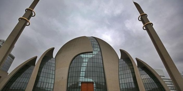 DİTİB camilerine bombalı saldırı tehditleri artıyor