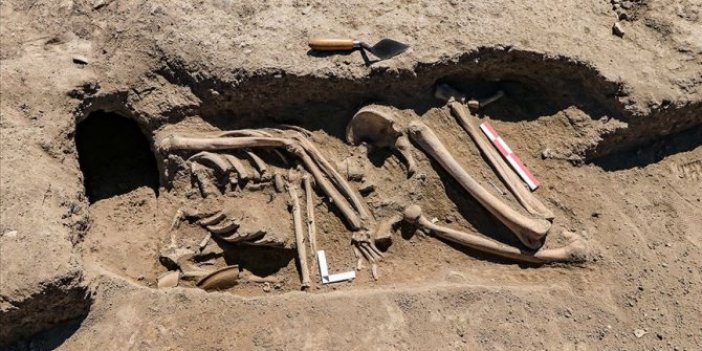 Van'da kafatası olmayan 2700 yıllık iskelet bulundu