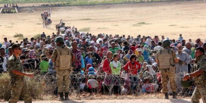 BM: "Binlerce Suriyeli Türkiye sınırlarına gidiyor"