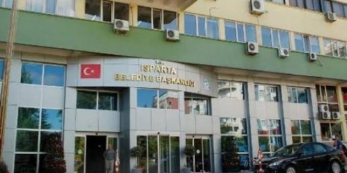 MHP'li Başkan'dan fazla mesai usulsüzlüğü