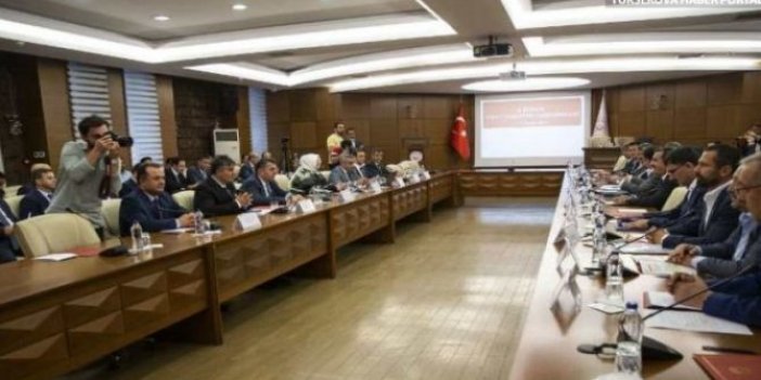İşte AKP'nin hakem heyeti
