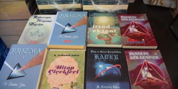 Belediyenin depolarından FETÖ'nün kitapları çıktı