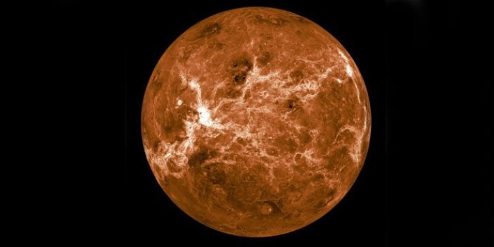 Venüs'ün lekeleri uzayda yaşamın işareti mi?