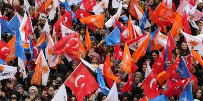 AKP'den istifa edenler yeniden mi üye yapılıyor?