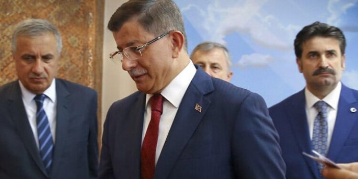 "Davutoğlu’nun AK Parti’ye verebileceği büyük bir zarar var"