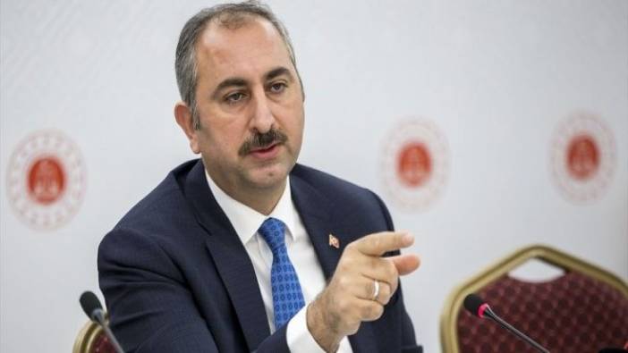 Abdülhamit Gül'ün karşısında Erdoğan'ın avukatları mı var?