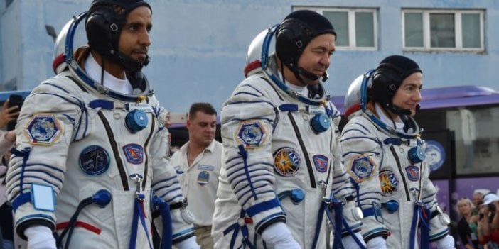 BAE'nin ilk astronotu Uluslararası Uzay İstasyonu’na ulaştı