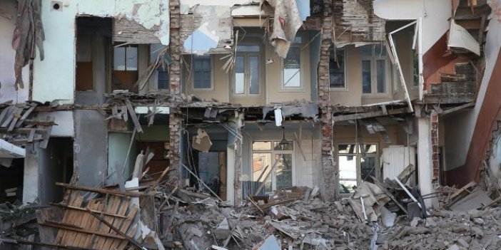 Depremin ardından vatandaş sigorta şirketlerine koştu