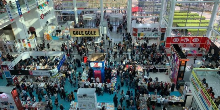 Yeniçağ yazarları Ankara’da okurlarıyla buluştu