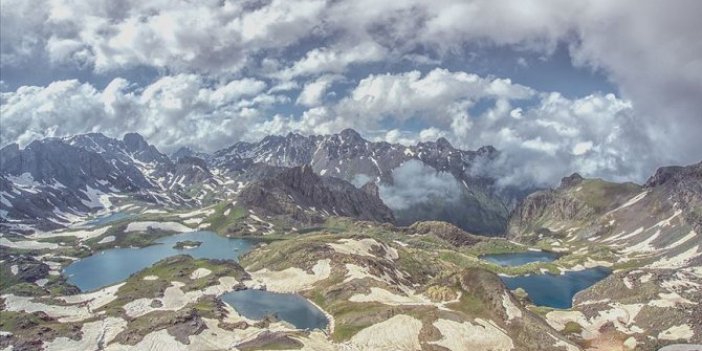 Fotoğraf tutkunları Yedigöller'den vazgeçmiyor