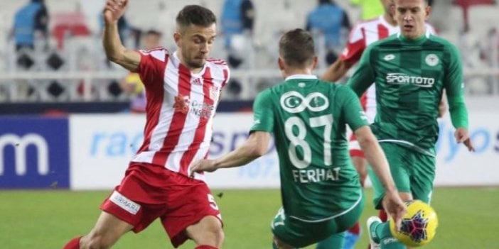 Sivasspor maç fazlasıyla lider