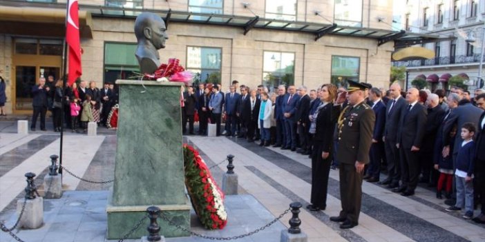 Atatürk, dış temsilciliklerde böyle anıldı