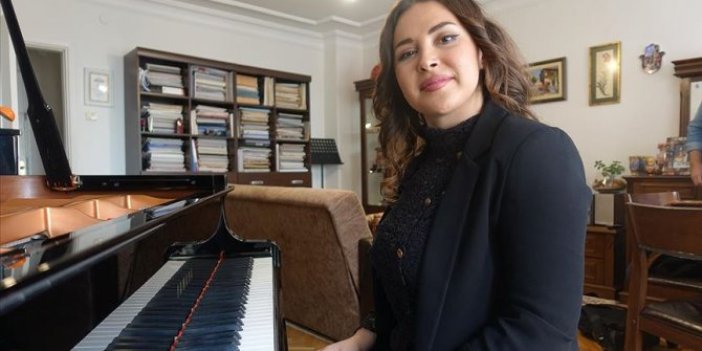 Azerbaycanlı piyanist İstanbul'daki hayali!