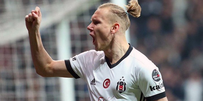 Beşiktaş'tan Vida kararı: Maaşını indir yoksa satacağız