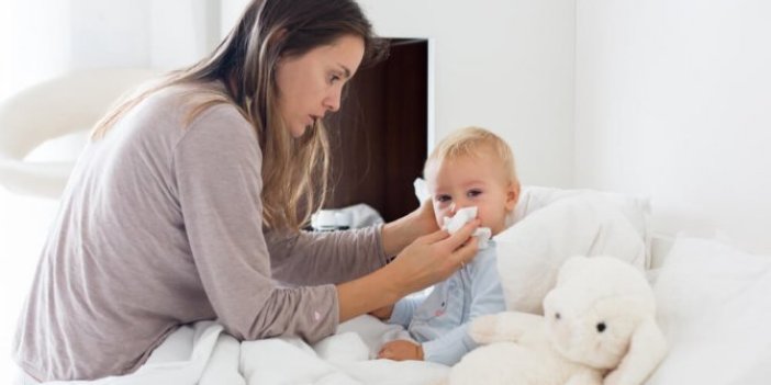 'Göbek bağı geç kesilen bebeklerin bağışıklıkları daha güçlü'