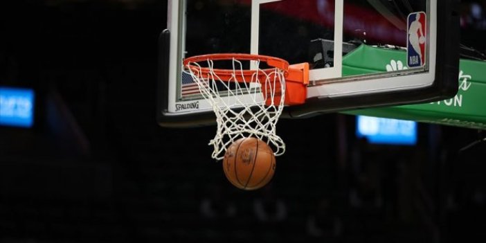 NBA'deki Türk derbisinde kazanan Milwaukee Bucks