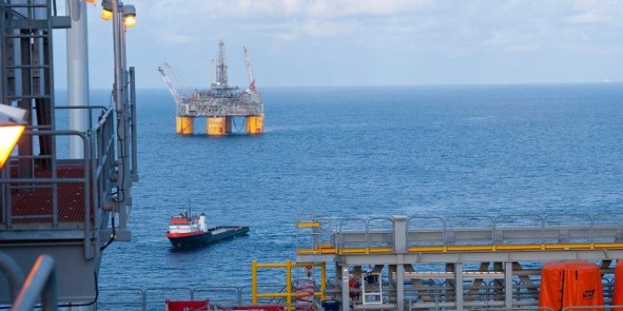 İsrail Doğu Akdeniz'den doğalgaz çıkarmaya başladı