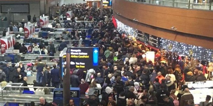 Sabiha Gökçen Havalimanı’nda uçuşlar durdu: Büyük izdiham var!