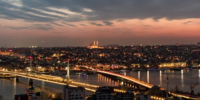 "İstanbul'u hançerlediler, şimdi 'pardon' diyorlar"