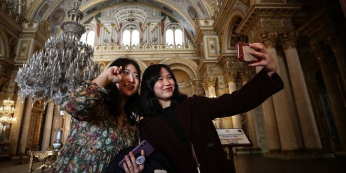 Dolmabahçe Sarayı'nda 'Müzede Selfie Günü' etkinliği