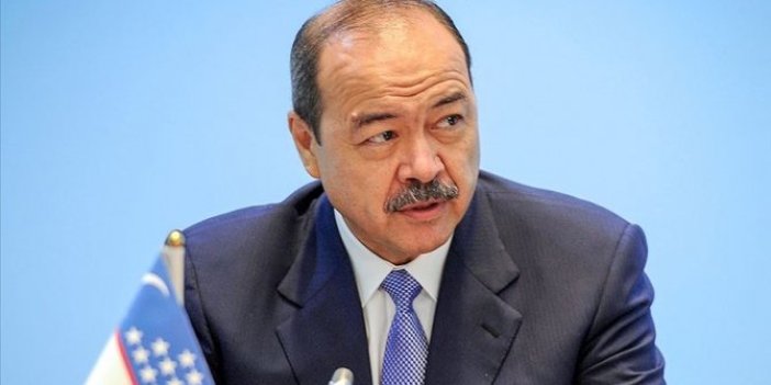 Özbekistan’da hükümet istifa etti!
