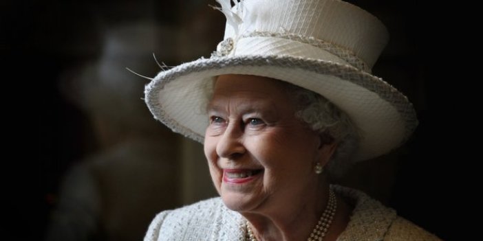 Kraliçe Elizabeth, AB'den ayrılışı onayladı