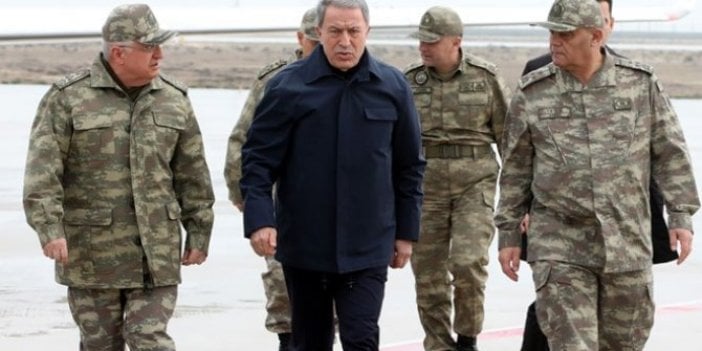 Hulusi Akar, Suriye sınırında