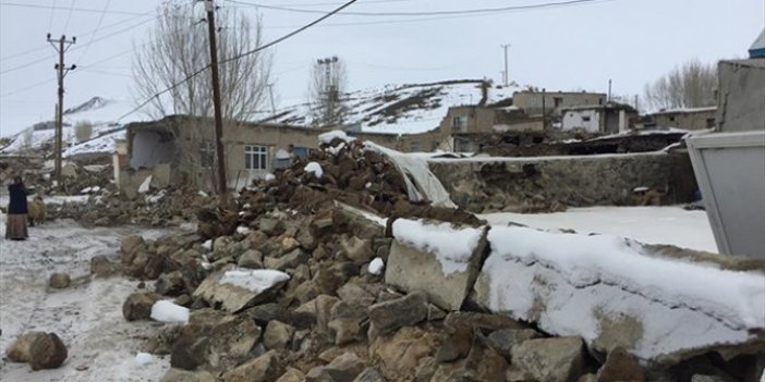 İran'daki deprem Van'ı vurdu: 9 ölü