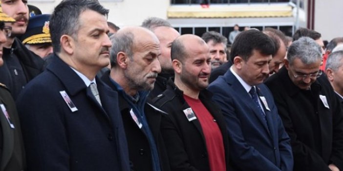 Şehit Ahmet Alpaslan’ın ağabeyi cenazede isyan etti!
